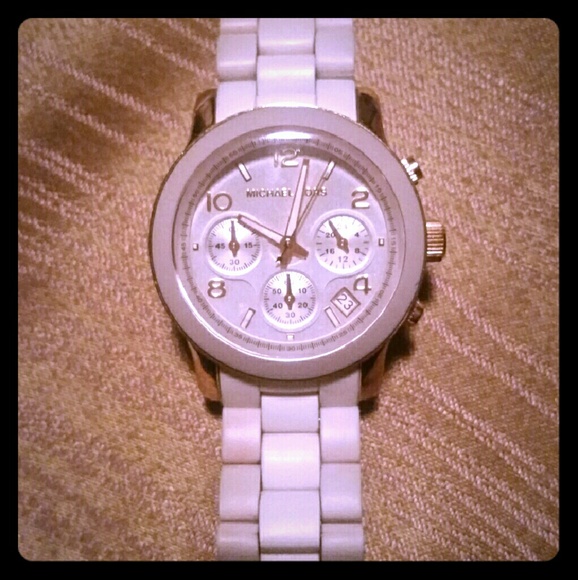 PRE-LOVED Michael Kors women watch