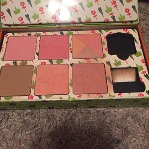 Benefit Box 'o Blushes