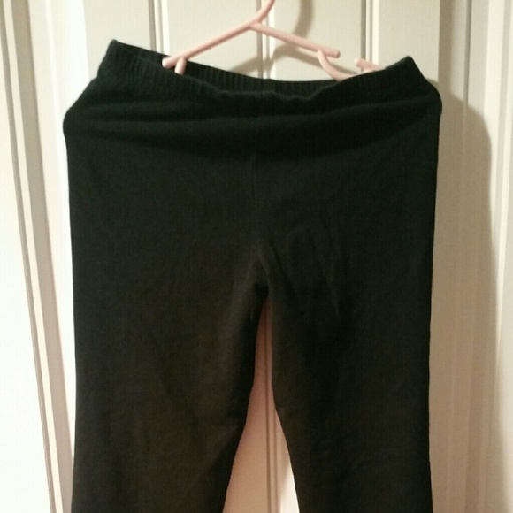 Girls yoga pants and leggings