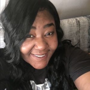 Meet your Posher, Lashae