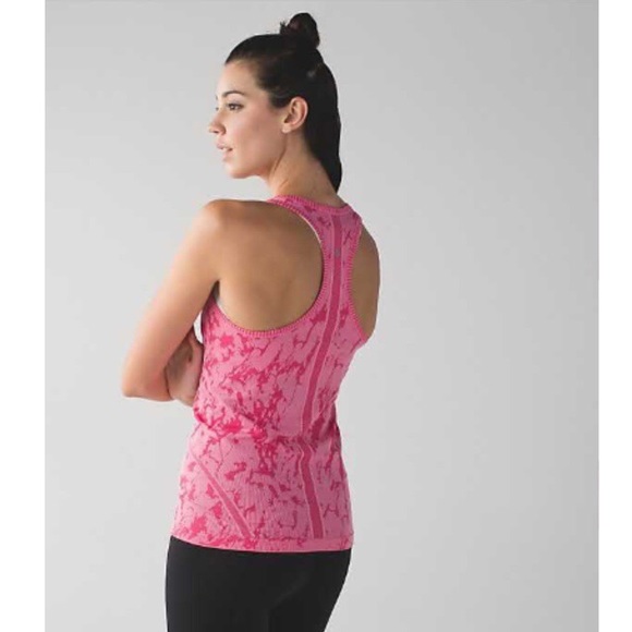 🎉SOLD🎉Swiftly Tech Racerback *Granite - Picture 2 of 4