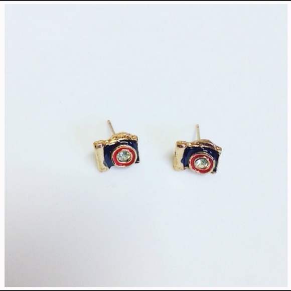 Camera stud earrings