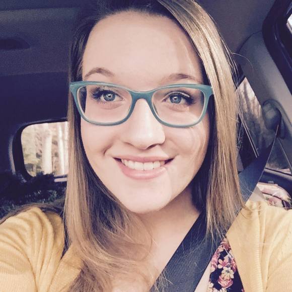 Meet your Posher, Brittany