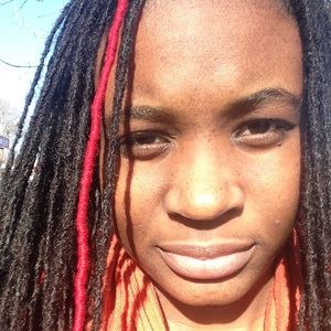 Meet your Posher, Patrieca