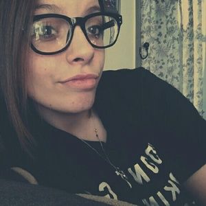 Meet your Posher, Ania
