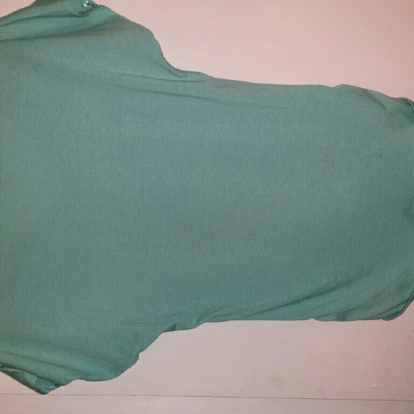 Shirt - Picture 3 of 4