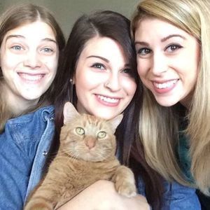 Meet your Posher, Caitlin