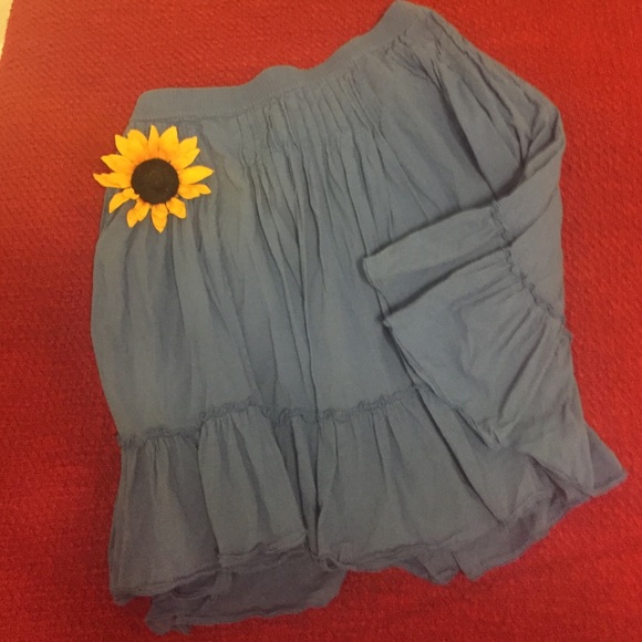 Blue gap skirt size small