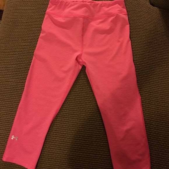 Under Armour compression Capri M