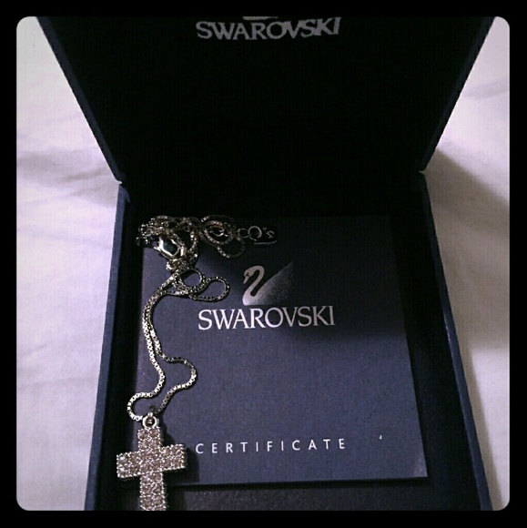 Swarovski diamond necklace
