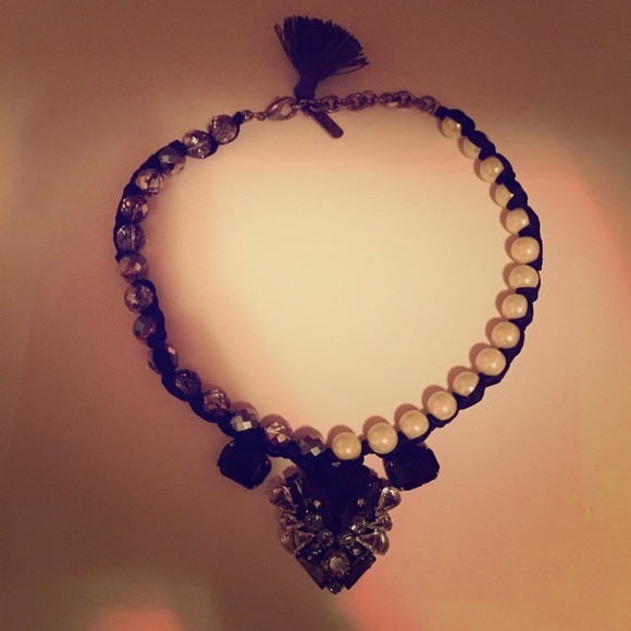 Rada glass pearl statement necklace