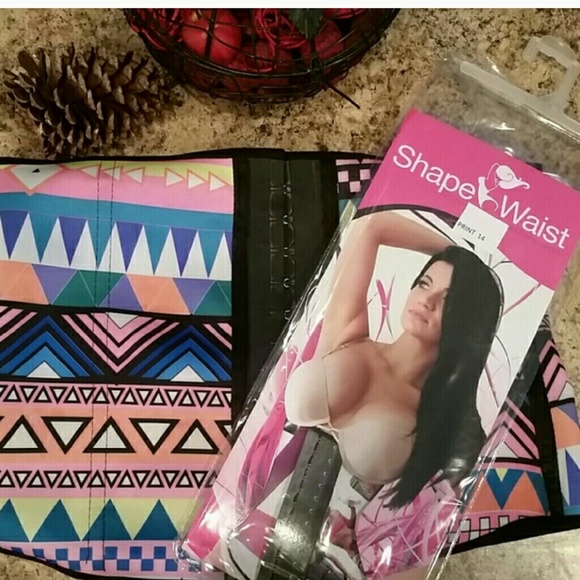 Used Waist trainer 3 rows - Picture 3 of 3