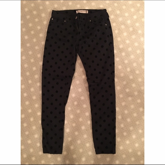 Velvet Heart brand skinny jeans