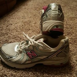New Balance 760 tennis shoes!!