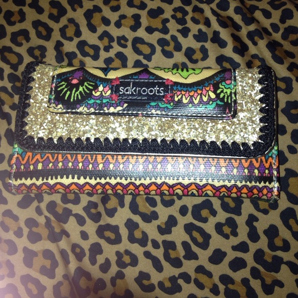 Sakroots wallet