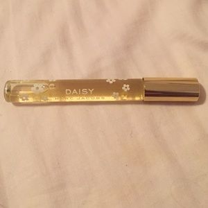 Daisy by Marc Jacobs perfume roll on