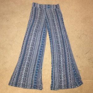 Hipster flowing pants