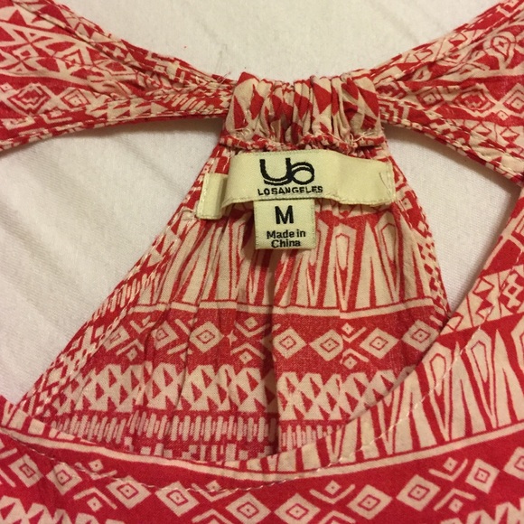 Tribal pattern top - Picture 2 of 3