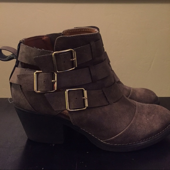 Report Shoes - Report Boots