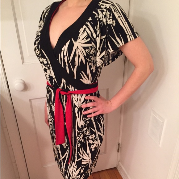 Eci kimono-style wrap dress