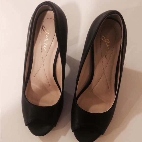 Matte Black Peep Toe Heels