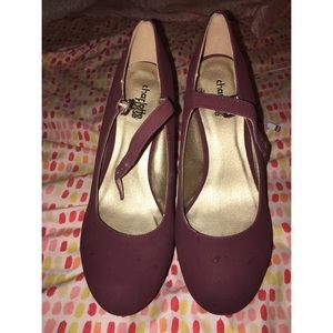 Burgundy Wedge heels