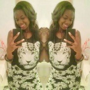 Meet your Posher, Angelica