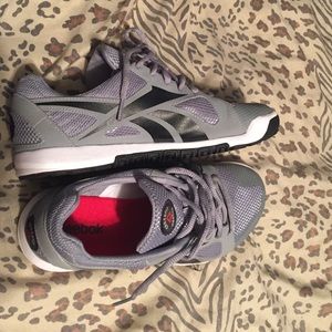 ‼️‼️ ON HOLD‼️‼️ Reebok running sneaker