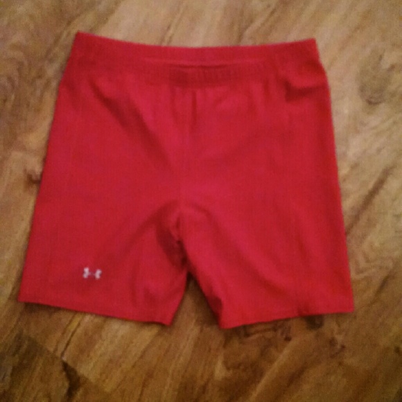 NWOT Red Under Armour Workout Shorts, Size Large