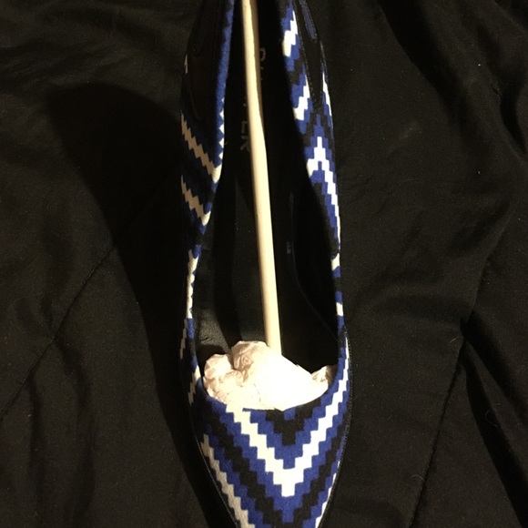 Heels - Picture 2 of 2