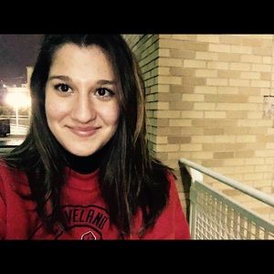 Meet your Posher, Ellie!
