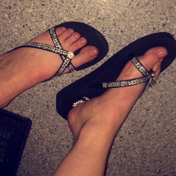 Small platform black flip flop sandals