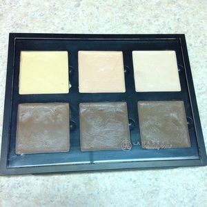 Anastasia Beverly Hills contour palette, Light