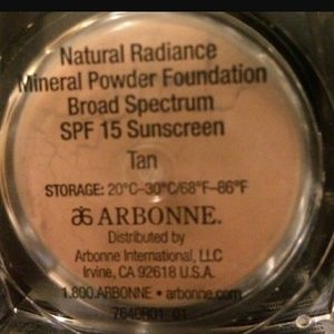 Arbonne mineral foundation(tan)
