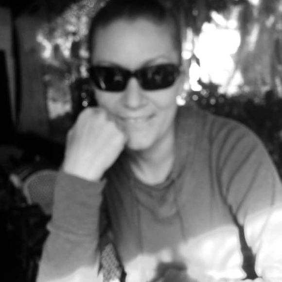 Meet your Posher, Abby - Picture 1 of 1