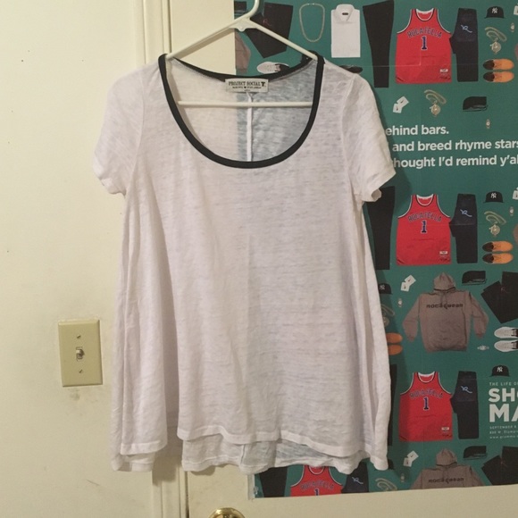 Basic white tee with navy detail