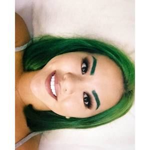 Meet your Posher, Willow