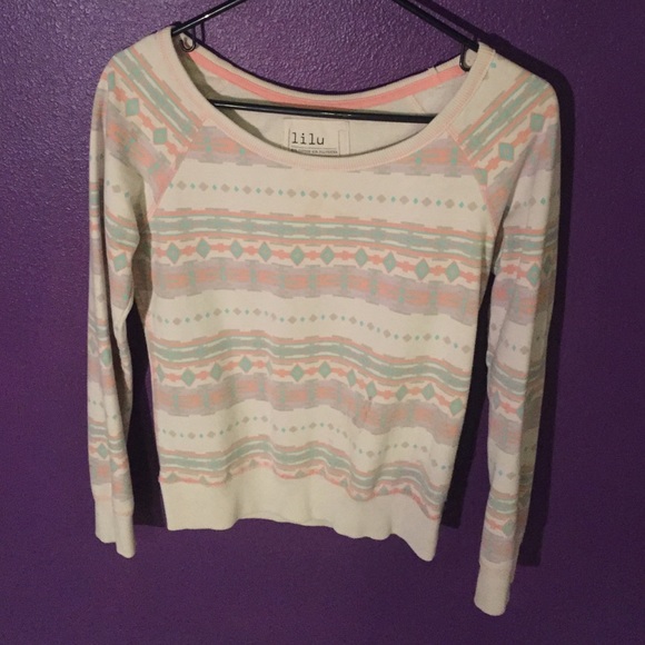 Sweatshirt