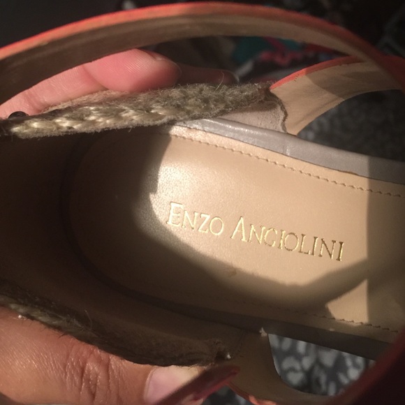 Sandals - Picture 3 of 3