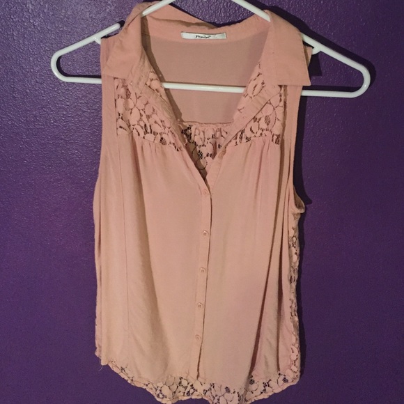 Collared pale pink tank