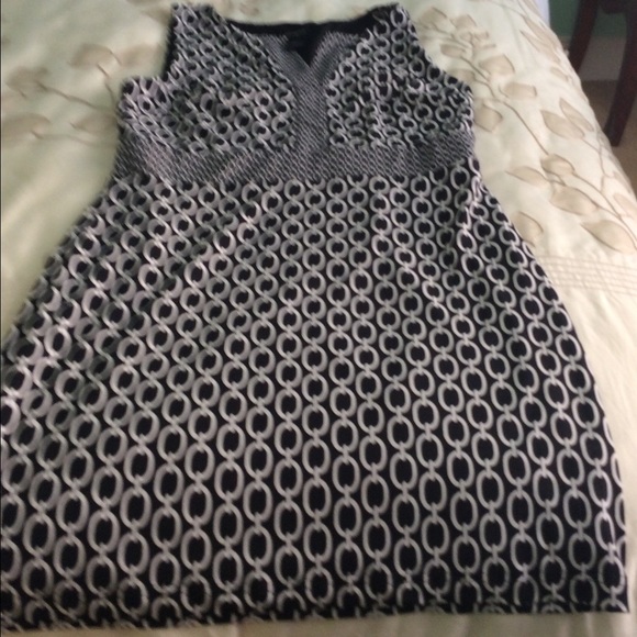 Sleeveless dress