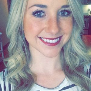 Meet your Posher, Kathryn