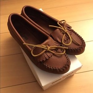 Minnetonka camel deerskin 6.5