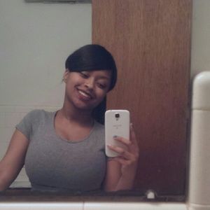 Meet your Posher, Sallena