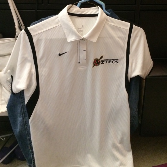 NWOT Women's Nike SDSU Polo - Picture 3 of 3