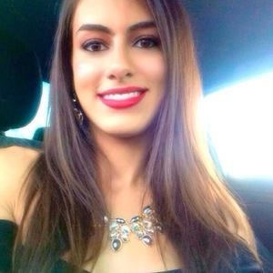 Meet your Posher, Denise