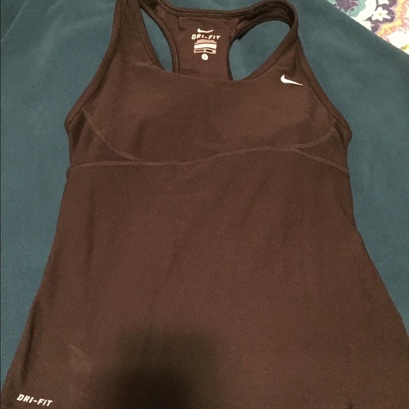 Nike dry fit tank