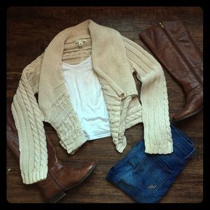 Crop knitted cardigan