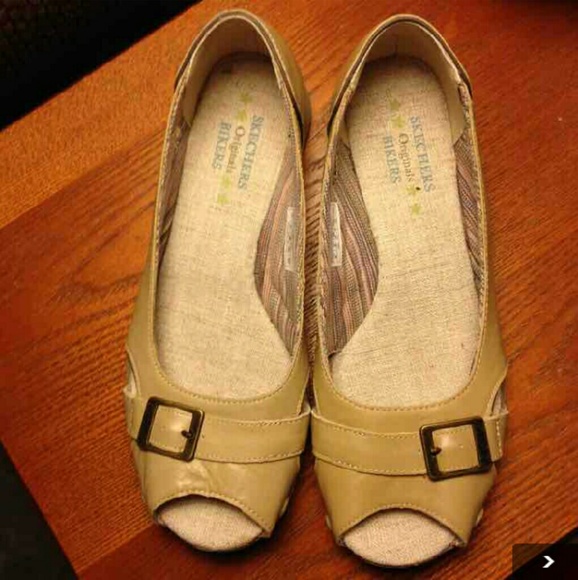 SKECHERS Open Toe Slip Ons Size 8