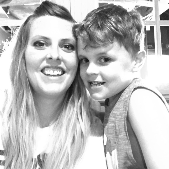 Meet your Posher, Rebekah - Picture 1 of 1